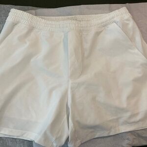Lululemon Lined short 5”